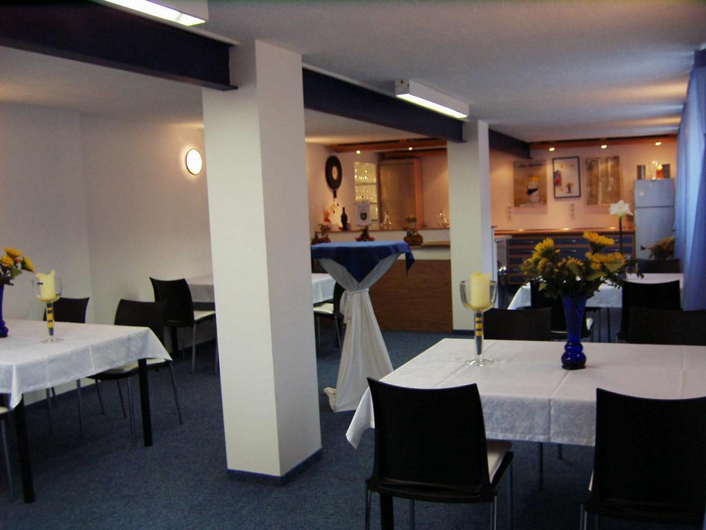 Gaestehaus Rehbein Calbe Zewnętrze zdjęcie