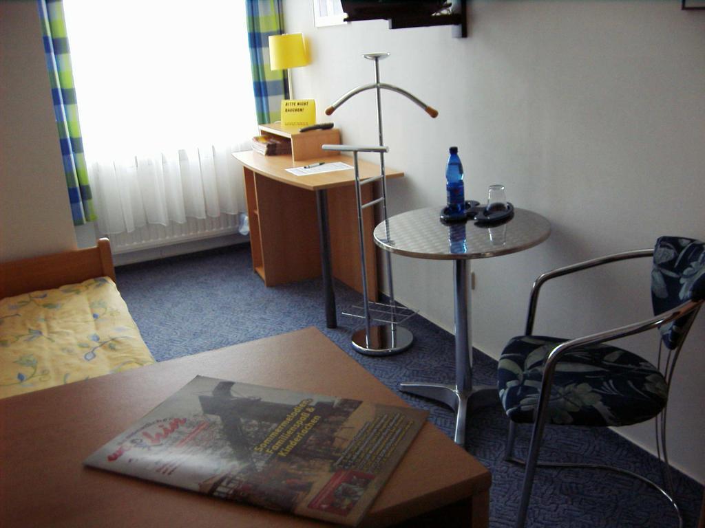 Gaestehaus Rehbein Calbe Zewnętrze zdjęcie